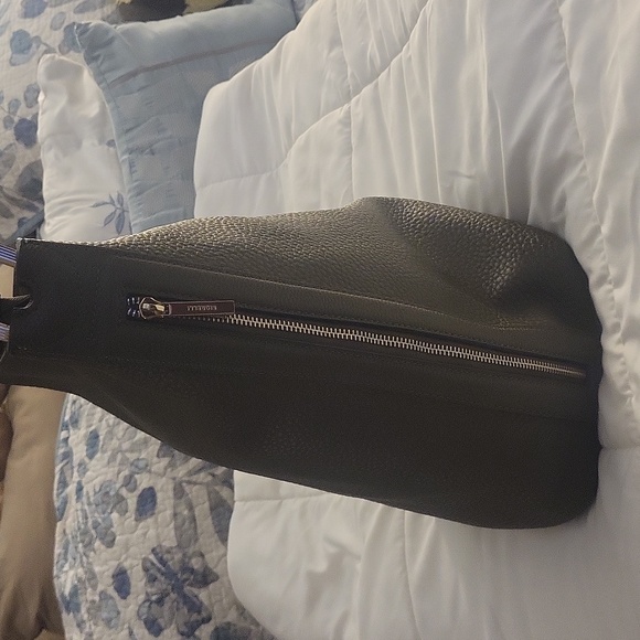 Fiorelli Italian hobo bag - Picture 2 of 8